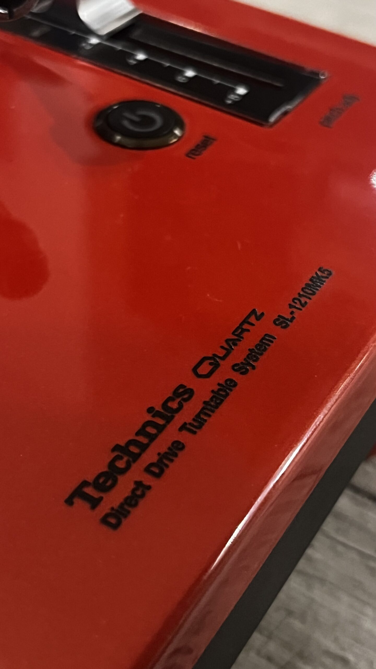 Technics SL-1210MK5 vista laterale revisionato